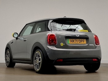 Used MINI Hatch 2021 for sale - 76321524: Photo