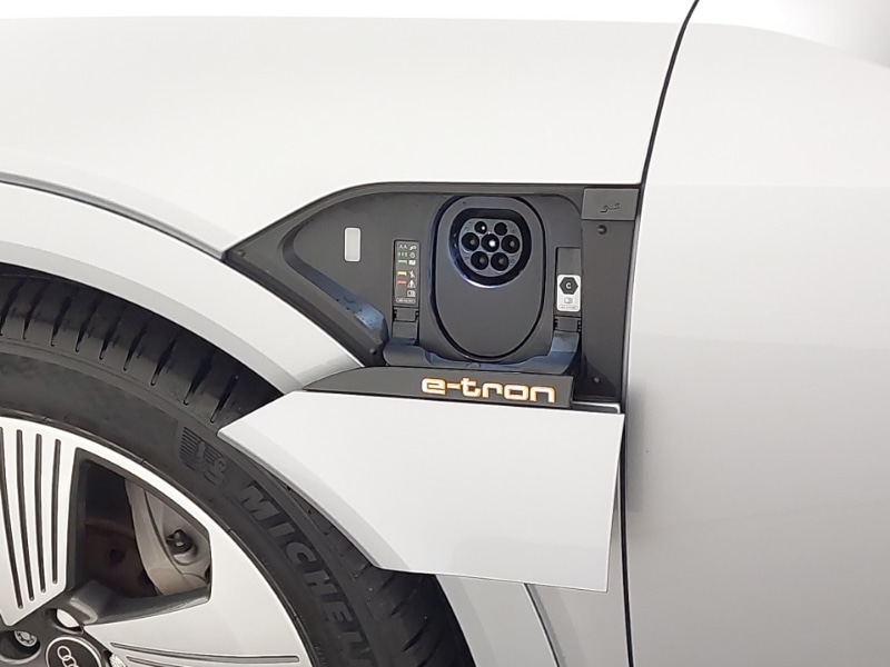 Used Audi e-tron 2022 for sale - 76800216: Photo 14