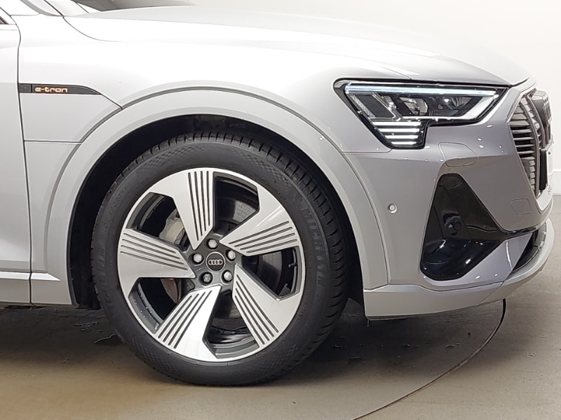 Used Audi e-tron 2022 for sale - 76800216: Photo 9