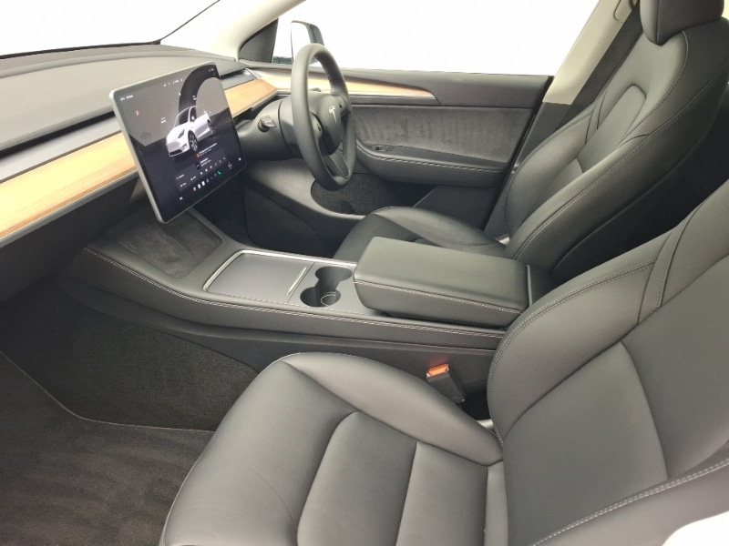 Used Tesla Model Y 2023 for sale - 76465249: Photo 5