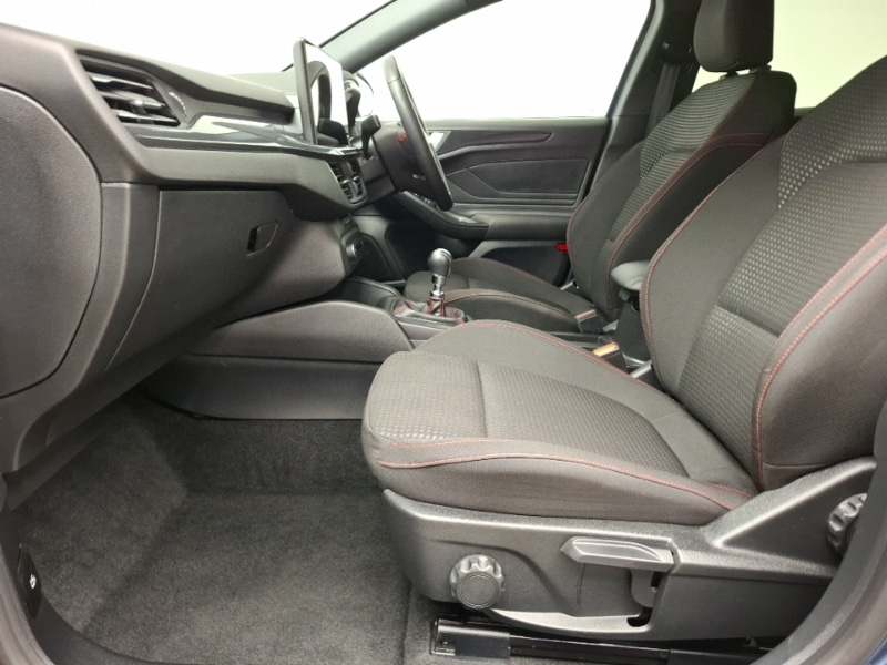 Used Ford Focus 2022 for sale - 77076176: Photo 5