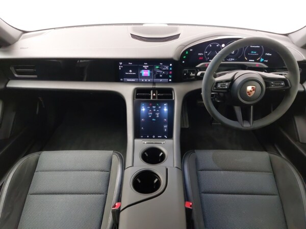 Used Porsche Taycan 2022 for sale - 75652631: Photo 2