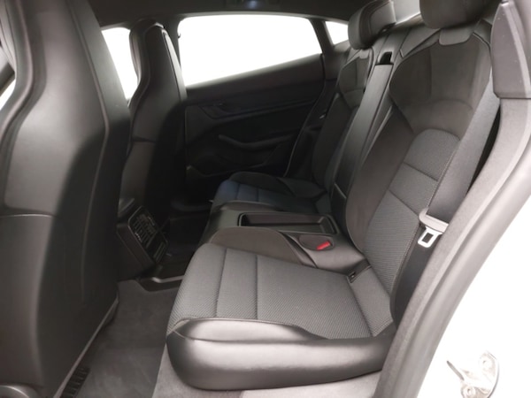 Used Porsche Taycan 2022 for sale - 75652631: Photo 6