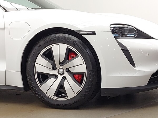 Used Porsche Taycan 2022 for sale - 75652631: Photo 9