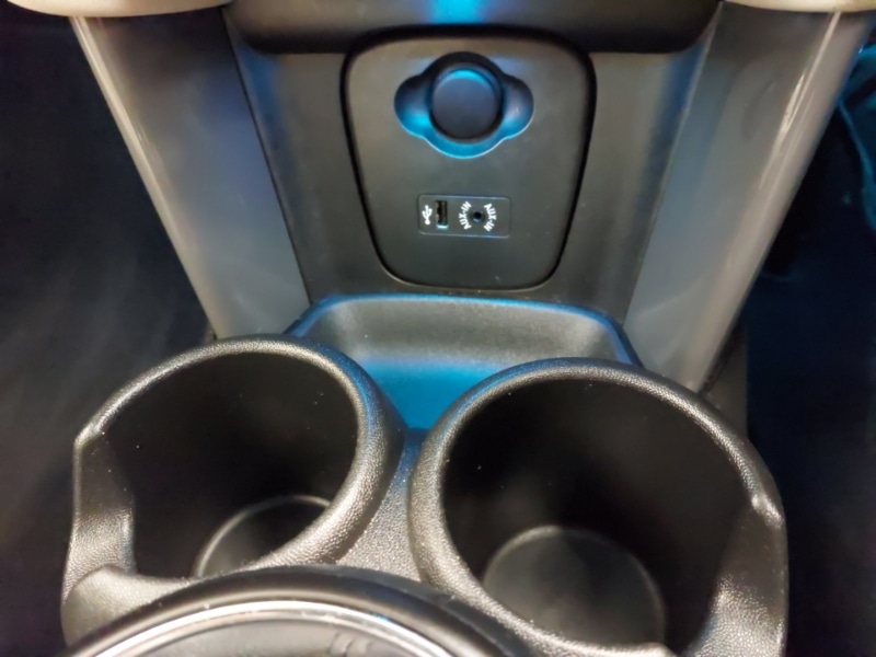 Used MINI Convertible 2016 for sale - 76901949: Photo 17