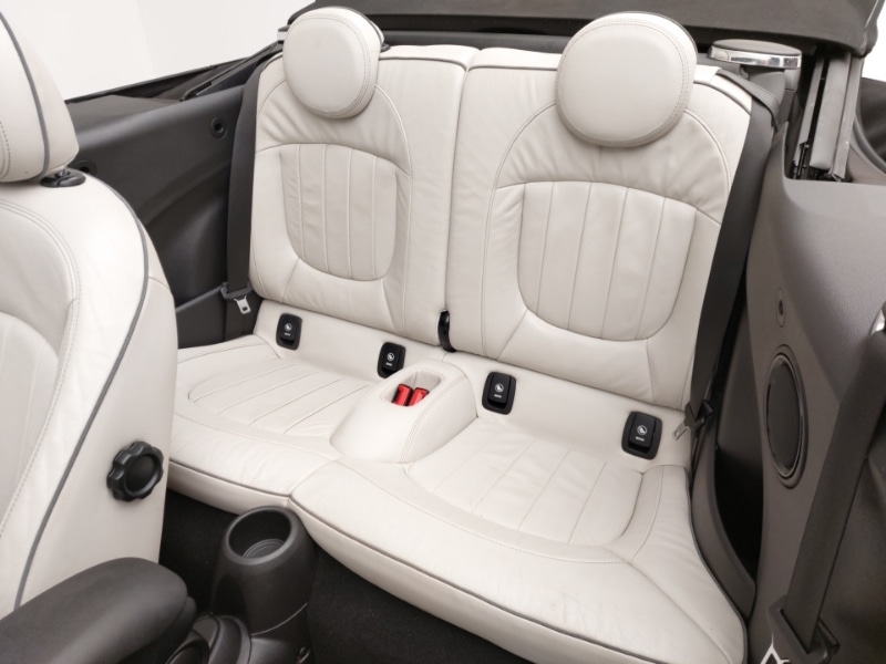 Used MINI Convertible 2016 for sale - 76901949: Photo 6