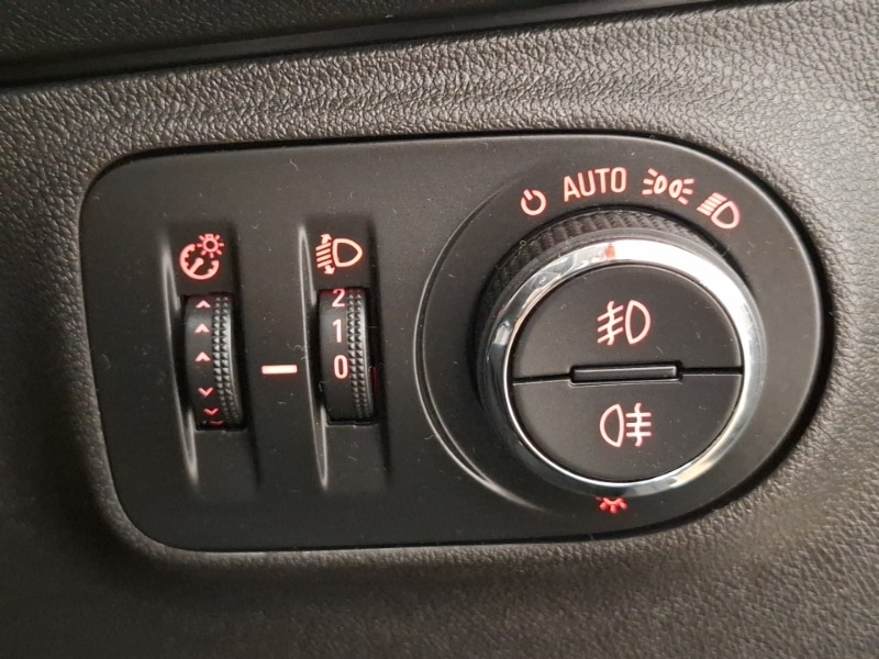 Used Vauxhall Corsa 2018 for sale - 78126537: Photo 11