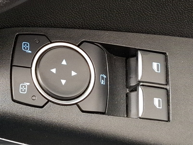 Used Ford Fiesta 2017 for sale - 77219230: Photo 14