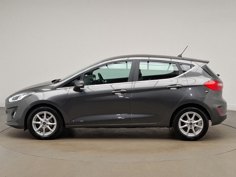 Used Ford Fiesta 2017 for sale - 77219230: Photo 4