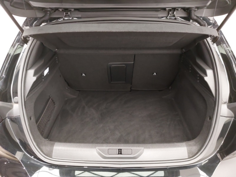 Used Peugeot 308 2023 for sale - 76478307: Photo 8