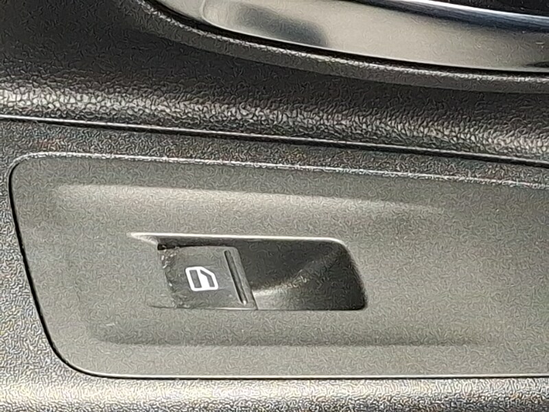 Used Volkswagen up! 2015 for sale - 77644191: Photo 17