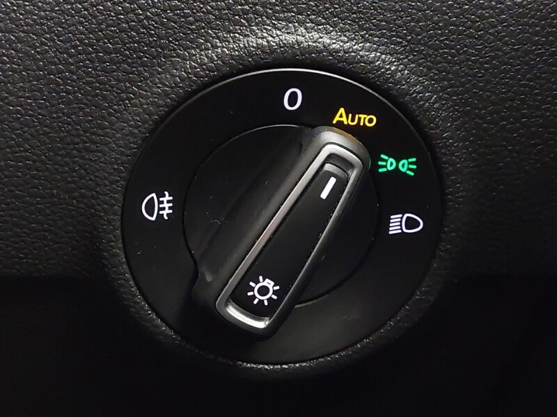 Used Volkswagen T-Roc 2018 for sale - 77907946: Photo 19