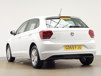 Used Volkswagen Polo 2019 for sale - 76450888: Photo