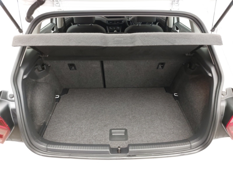 Used Volkswagen Polo 2019 for sale - 76450888: Photo 8