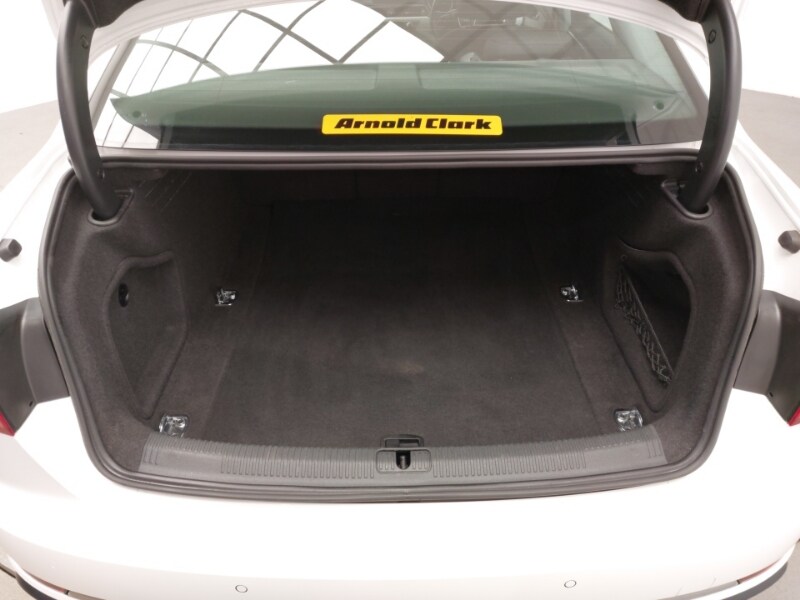 Used Audi A4 2019 for sale - 77761452: Photo 8