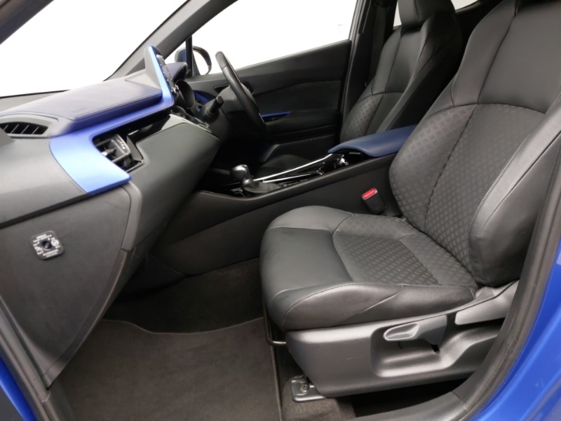 Used Toyota C-HR 2020 for sale - 76213668: Photo 5