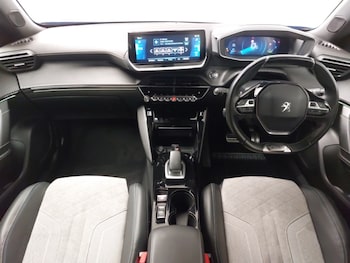 Used Peugeot 2008 2021 for sale - 76354718: Photo