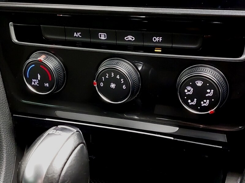 Used Volkswagen Golf 2019 for sale - 78225116: Photo 18