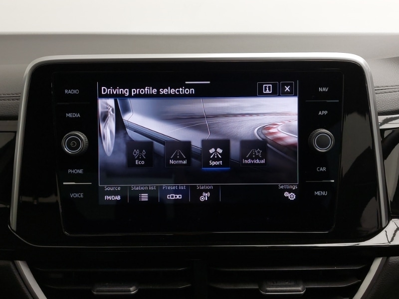 Used Volkswagen T-Roc 2022 for sale - 76779279: Photo 17