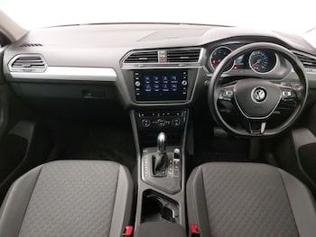 Used Volkswagen Tiguan 2019 for sale - 77252139: Photo