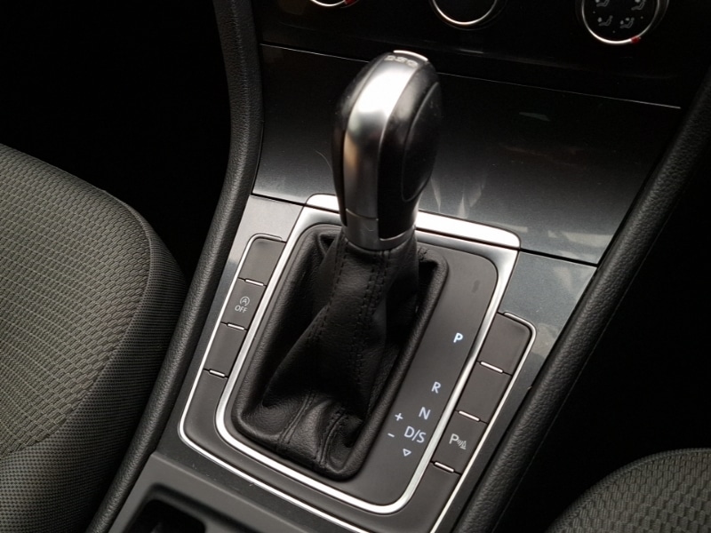 Used Volkswagen Golf 2019 for sale - 76983166: Photo 15