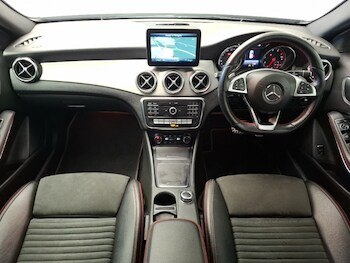 Used Mercedes-Benz GLA 2019 for sale - 77795352: Photo