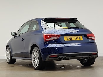 Used Audi A1 2017 for sale - 76052558: Photo 3