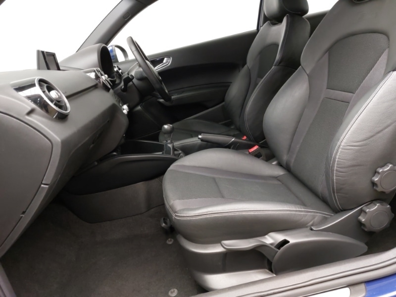 Used Audi A1 2017 for sale - 76052558: Photo 5