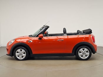 Used MINI Convertible 2019 for sale - 79322053: Photo