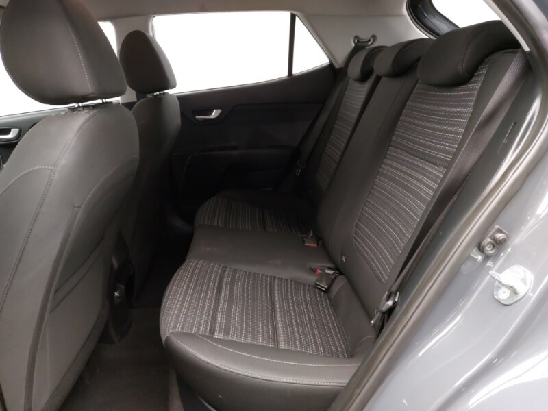 Used Kia Stonic 2023 for sale - 77652177: Photo 6