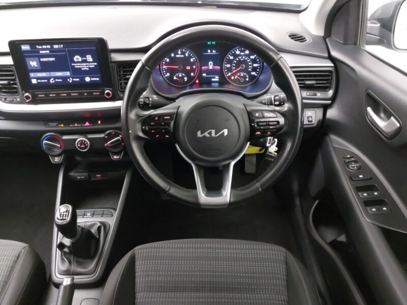 Used Kia Stonic 2023 for sale - 77652177: Photo 7