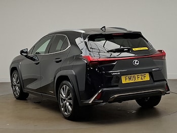 Used Lexus UX 2019 for sale - 79477565: Photo