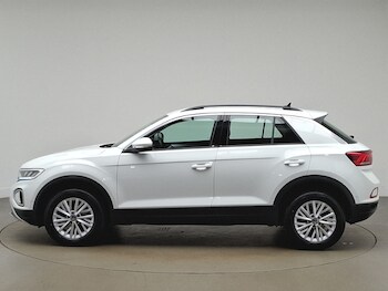 Used Volkswagen T-Roc 2023 for sale - 78523159: Photo