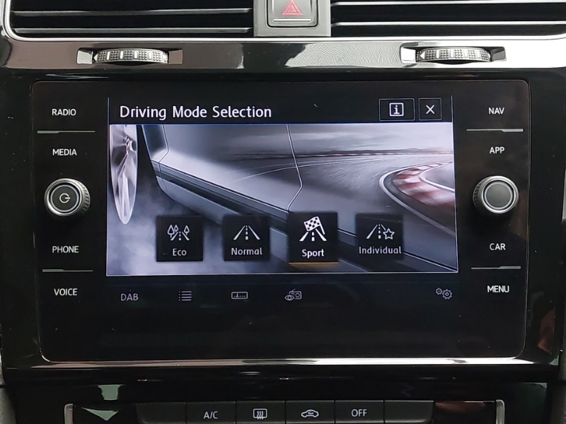 Used Volkswagen Golf 2018 for sale - 77338405: Photo 17