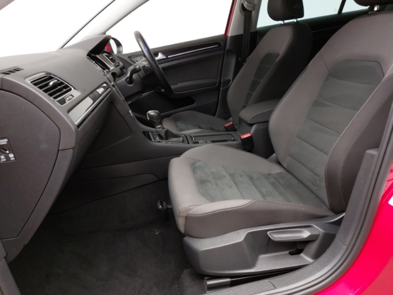 Used Volkswagen Golf 2018 for sale - 77338405: Photo 5