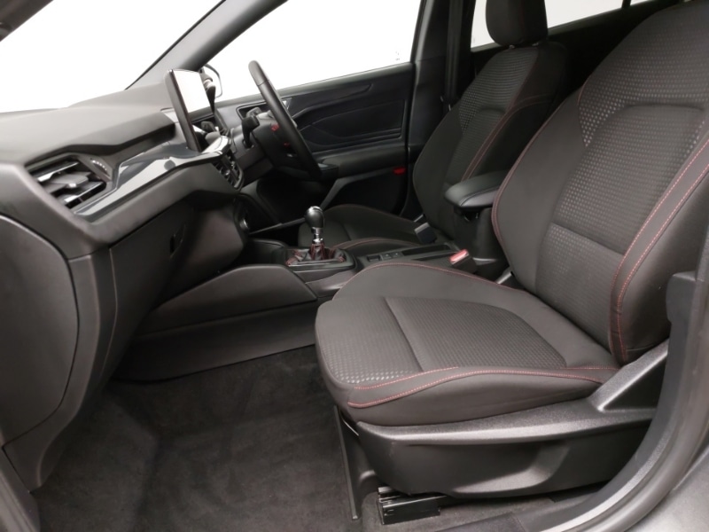 Used Ford Focus 2023 for sale - 78013522: Photo 5