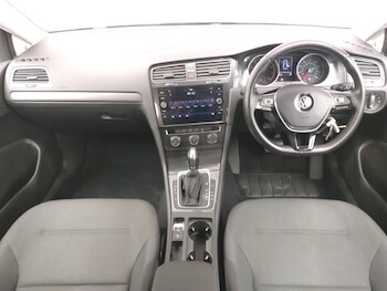 Used Volkswagen Golf 2019 for sale - 78446891: Photo