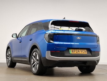 Used Ford Explorer 2024 for sale - 76135044: Photo