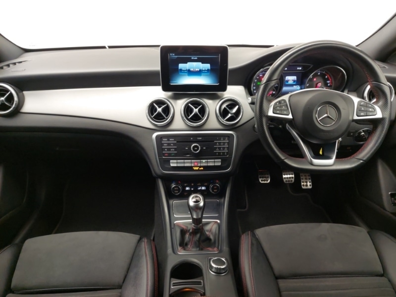 Used Mercedes-Benz CLA 2018 for sale - 76880085: Photo 2