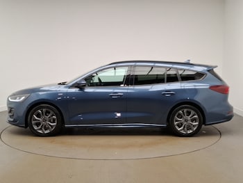 Used Ford Focus 2022 for sale - 76160660: Photo
