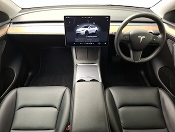 Used Tesla Model Y 2022 for sale - 76183606: Photo 2