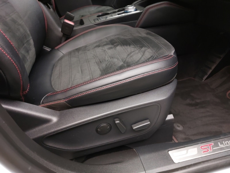 Used Ford Kuga 2022 for sale - 76450898: Photo 14