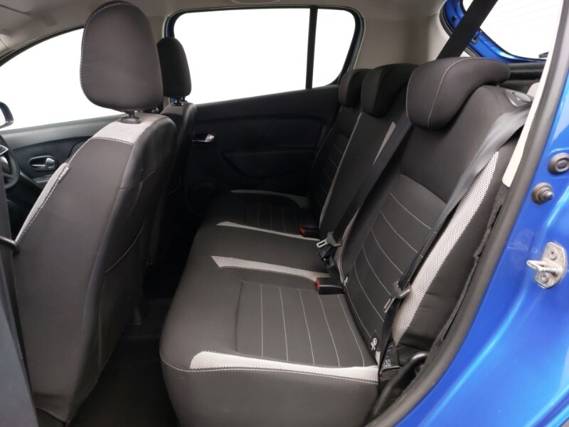 Used Dacia Sandero Stepway 2018 for sale - 77751859: Photo 6