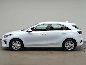 Used Kia Ceed 2019 for sale - 77682505: Photo