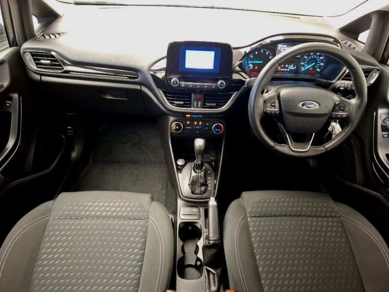 Used Ford Fiesta 2017 for sale - 77605980: Photo 2