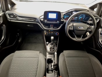 Used Ford Fiesta 2017 for sale - 77605980: Photo