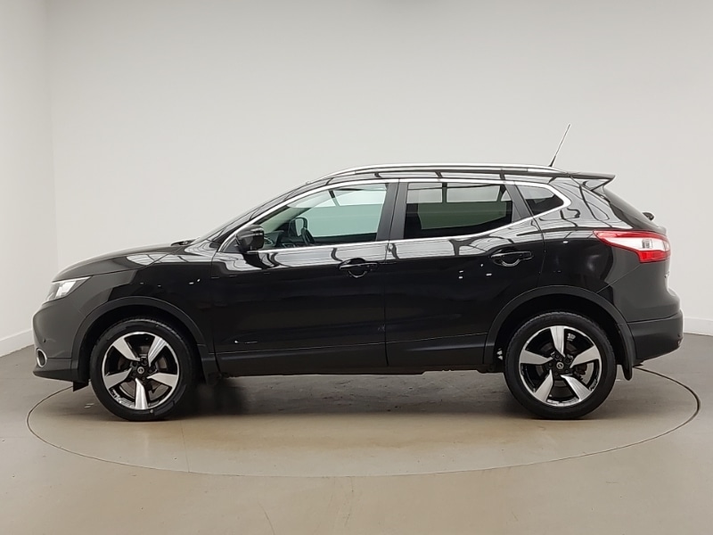 Used Nissan Qashqai 2017 for sale - 76579360: Photo 4