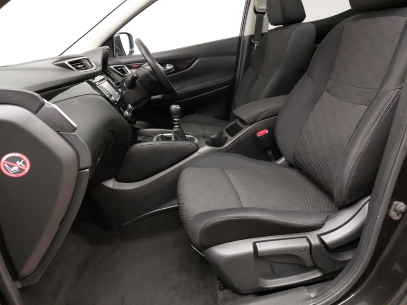 Used Nissan Qashqai 2017 for sale - 76579360: Photo 5