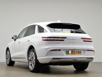 Used Genesis GV70 2023 for sale - 76108016: Photo