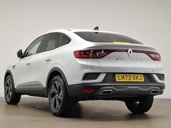 Used Renault Arkana 2022 for sale - 76964228: Photo